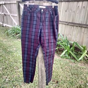 Anthro 8x29 prpl blk plaid 8